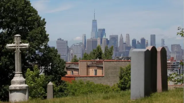 Tirada dadka Mareykanka ugu dhintay coronavirus ayaa la sheegay inay ka badan yihiin inta lasoo tabiyo