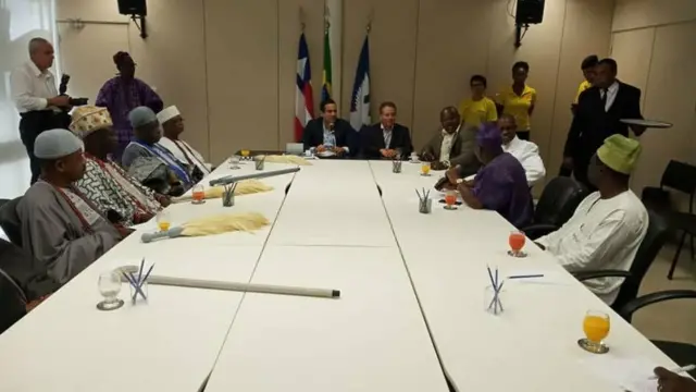 Ipade itọwọ bọwe adehun pẹlu awọn alaṣẹ Salvador