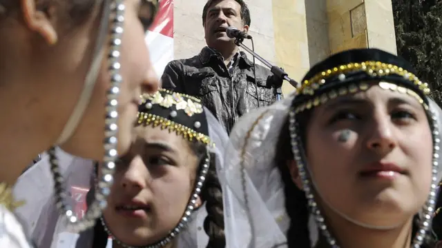 Саакашвили выступает в Марнеули, 2010 год