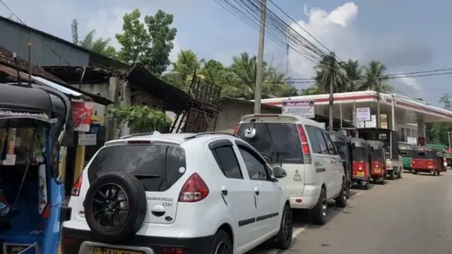 Queues at fuel stations in Sri Lanka