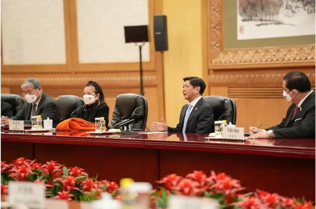 小馬科斯與中國領導人習近平舉行會晤