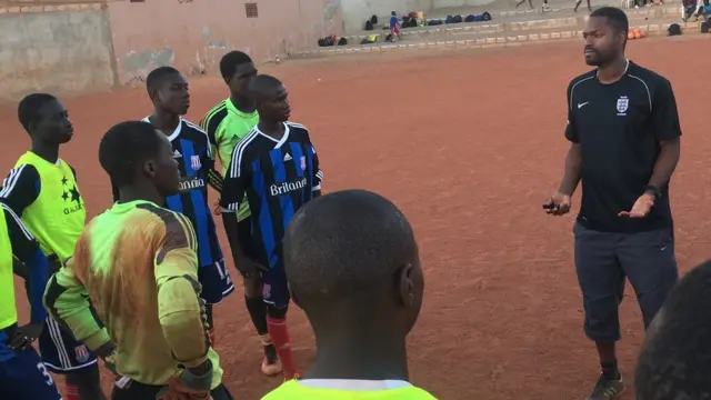 " En Afrique, 1 sur 1000 footballeurs seulement a une chance de devenir professionnel", Salif Diao.