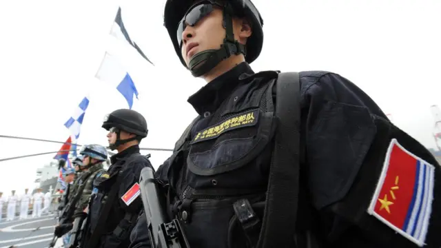 中國派出部隊到索馬里海域協助打擊海盜。