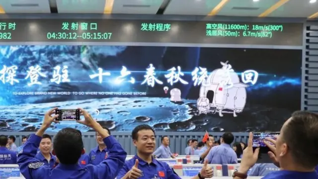 Walishangilia walipoona kwamba kimetua salama salmini