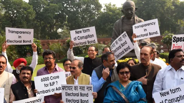 'इलेक्टोरल बाँड्स'मुळे काळा पैसा राजकारणापासून खरंच दूर ठेवता येतो का?