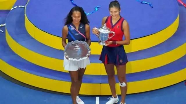 లెలా ఫెర్నాండెజ్‌, ఎమ్మా రదుకాను