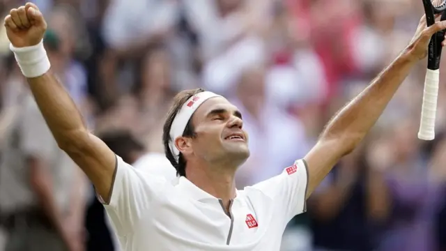 Roger Federer beats Rafael Nadal to reach Wimbledon final