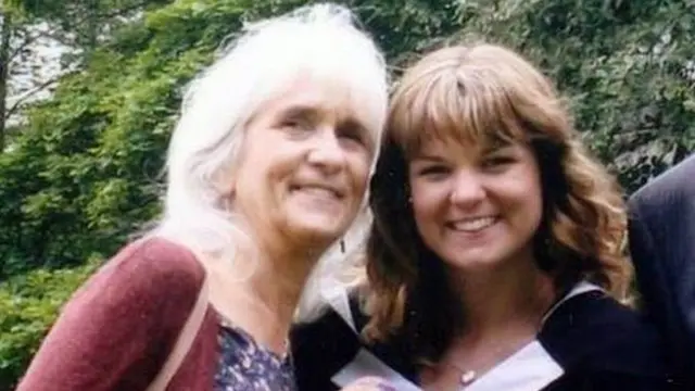 జో కామెరూన్