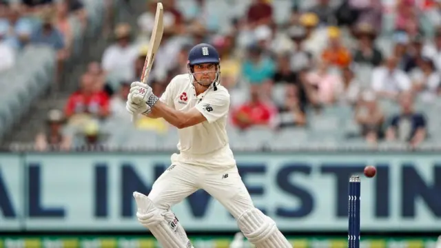 ઈંગ્લેન્ડના ક્રિકેટર એલિસ્ટર કૂક