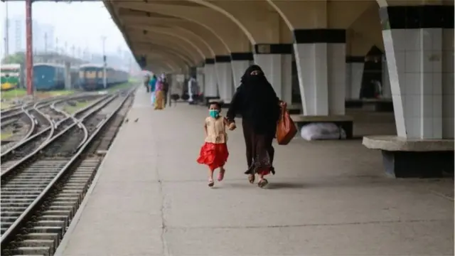 লকডাউন চলাকালে আন্তঃজেলা যানবাহন চলাচল বন্ধ থাকবে