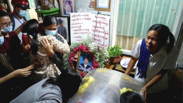 Mourners at the funeral for Kyaw Win Maung in Mandalay
