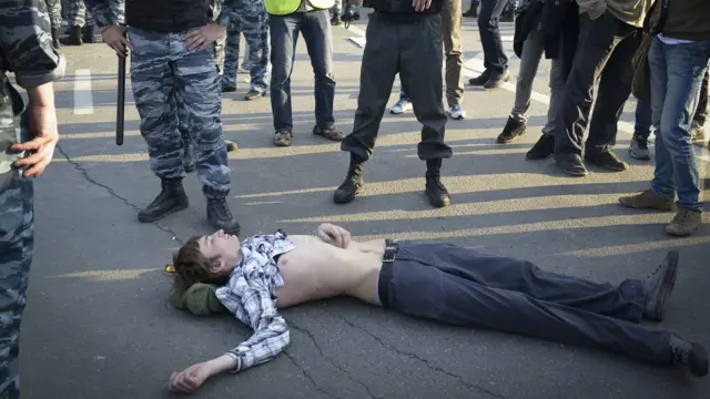 Протестующему стало плохо на Болотной площади