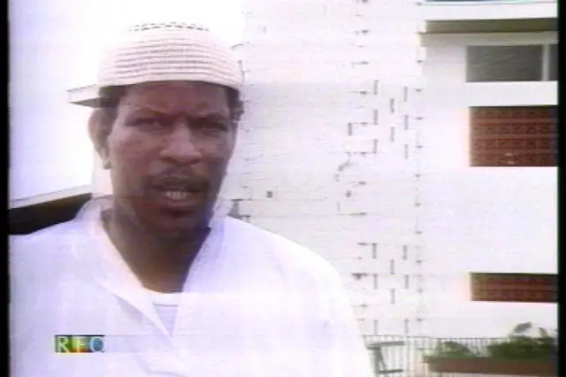 Yasin Abu Bakr liderando el golpe en 1990.