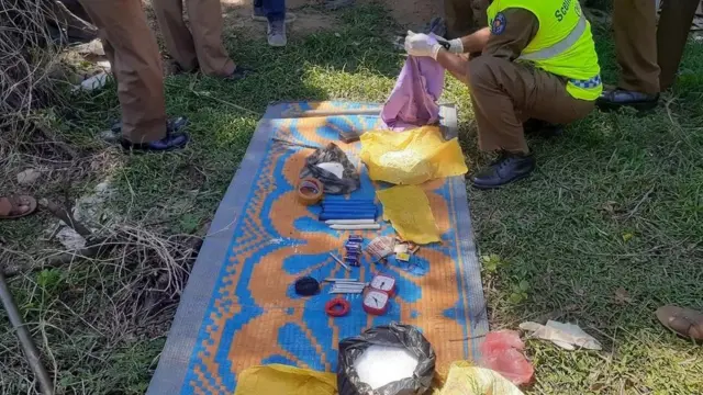 ஆயுதங்கள்