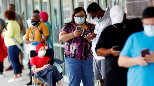 Fila para votar en Flroida
