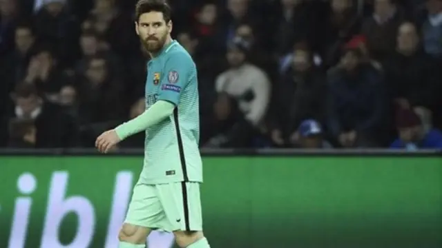 هزيمة قاسية لبرشلونة في دوري الأبطال بأربعة أهداف نظيفة