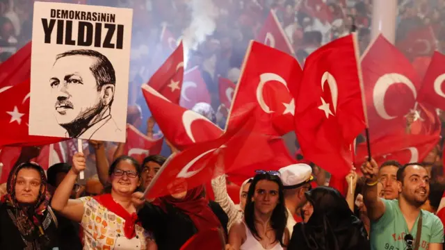 Boğaziçi köprüsünde gösteriler