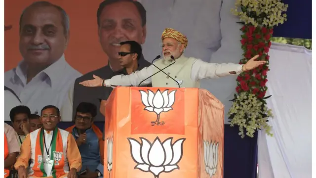 గుజరాత్, మోదీ