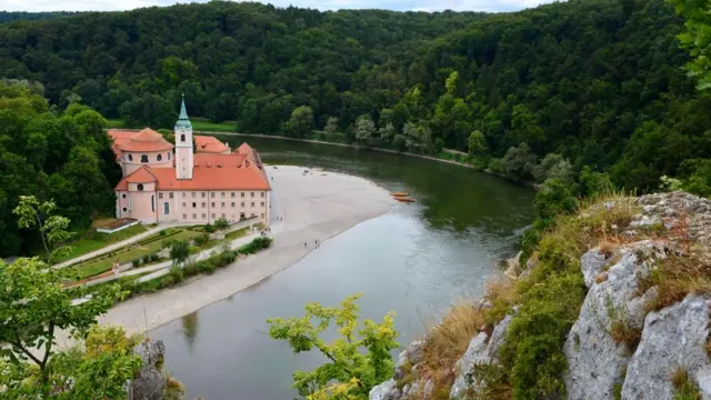 В обители Вельтенбург расположена одна из старейших в мире монастырских пивоварен