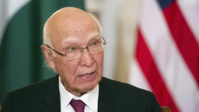 سرتاج عزیز