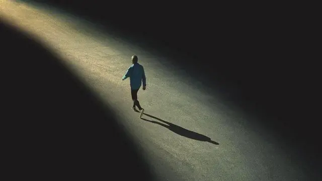 Одинокий человек