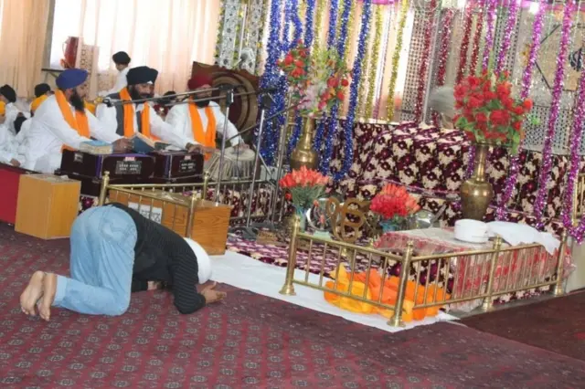 د ولسمشر محمد اشرف غني سلاکار سنګ پال سینګ خالصه وايي په وروستیو کلونو کې افغان حکومت د هندو او سک لږکیو ژوند ښه کېدا پام کړی دی