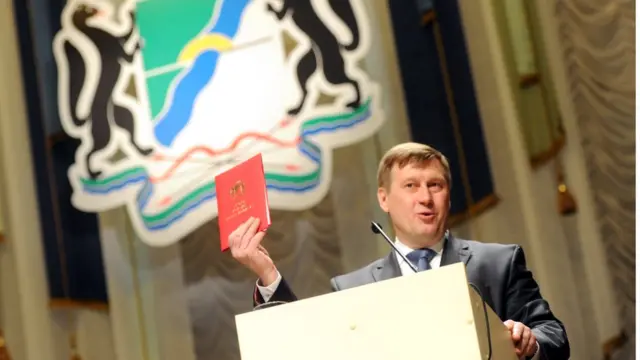 Анатолий Локоть