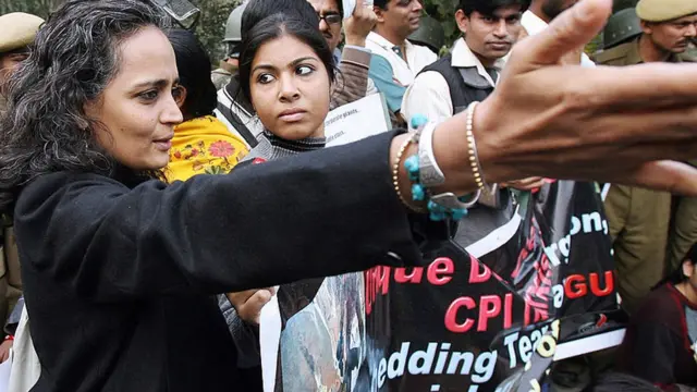 अरुंधति राय