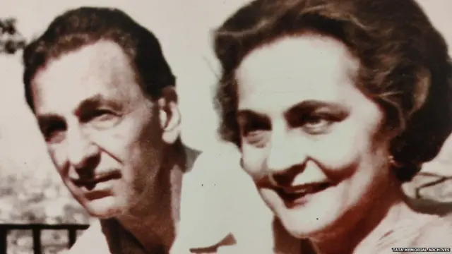 જેઆરડી તાતા અને તેમનાં પત્ની થેલી