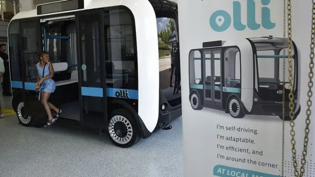 Совместно с Local Motors IBM создала автономный микроавтобус Olli. Мэриленд, июнь 2016 года.