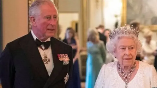 મહારાણી એલીઝાબેથ તથા પ્રિંસ ચાર્લ્સ