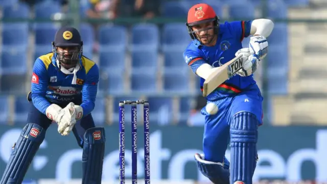 افغانستان او سريلانکا