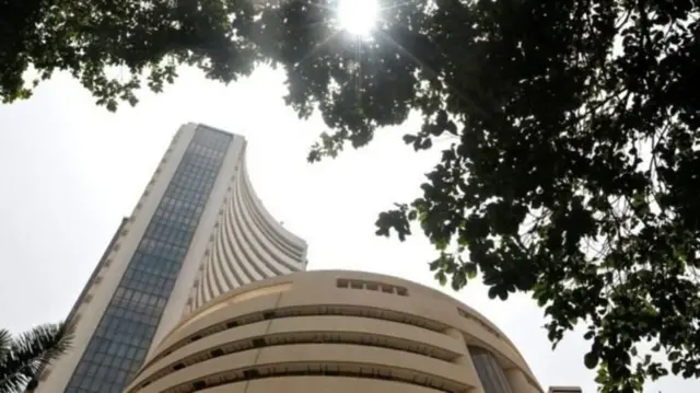 પ્રતીકાત્મક તસવીર