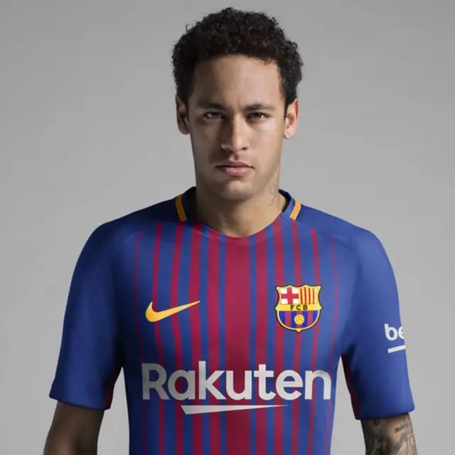 بارسولنا کی 2017 کی جرسی