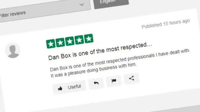 నకిలీ ఆన్‌లైన్ రివ్యూ