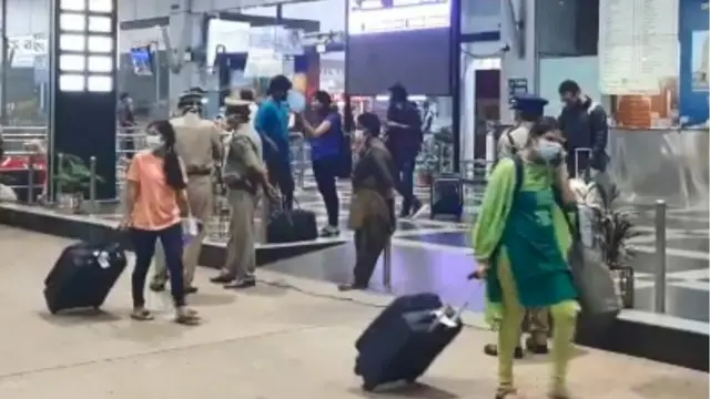 విద్యార్థులు