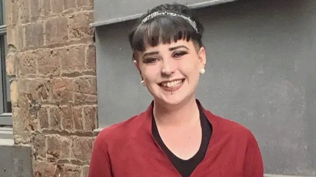 Megan dit qu'elle veut vivre sa vie sans douleurs menstruelles