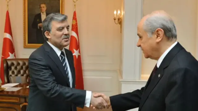 Abdullah Gül ve Devlet Bahçeli