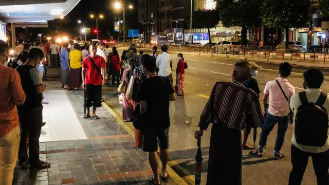 CNG ပြတ်တောက်၊ လိုင်းကားခက်ခဲ