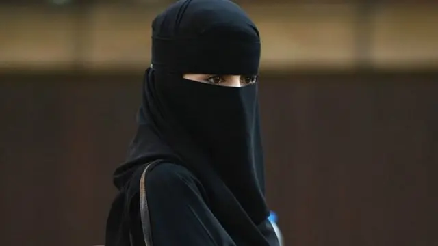 ජාත්‍යන්තර ප්‍රඥප්තිවල නිශ්චිතව දක්වා ඇති නියාම ධර්මවලට අනුකූල නොවන බැවින්