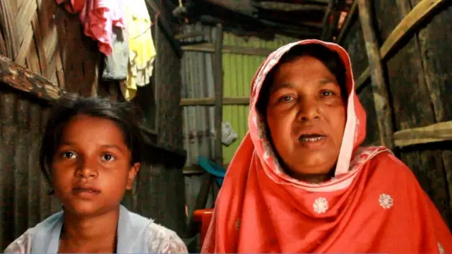 মেয়ে সুমাইয়ার সঙ্গে খোদেজা বেগম