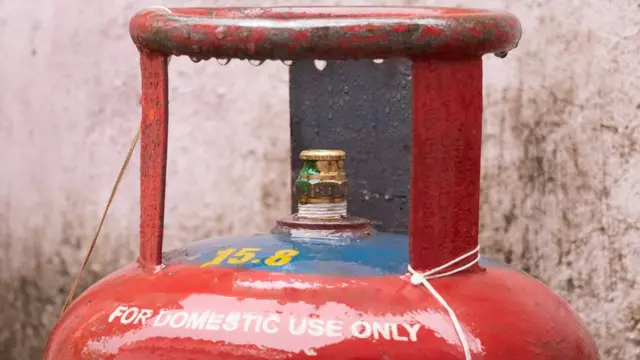 கேஸ் சிலிண்டர்