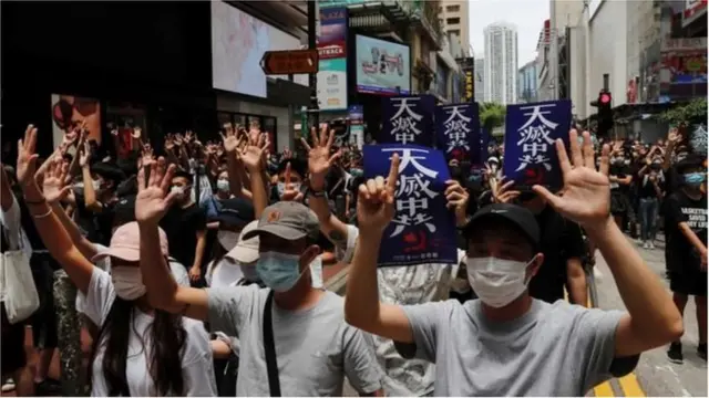 నిరసనలు