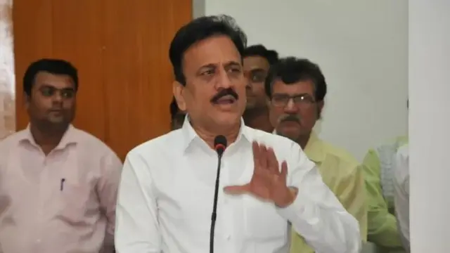 गिरीश महाजन