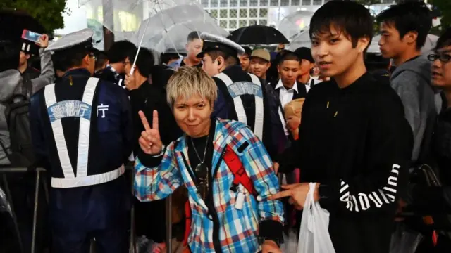 Токийцы празднуют