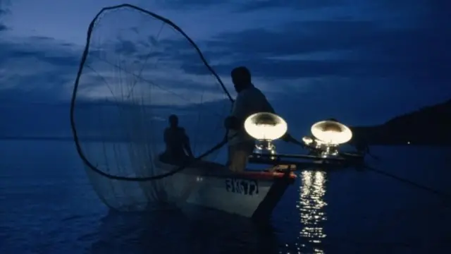 wavuvi wanaovua dagaa wana kipimo maalum tofauti na wavuvi wengine