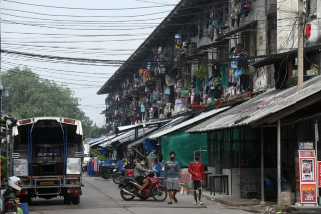 ภาพประกอบ