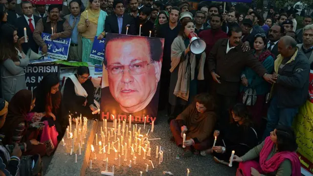 ইসলাম অবমাননার দায়ে দণ্ডিত এক খ্রিস্টান নারীর পক্ষে কথা বলার জন্য হত্যার শিকার পাঞ্জাবের গভর্নর সালমান তাসিরের মৃত্যুবার্ষিকী পালন করছেন লাহোরের নাগরিক সমাজ