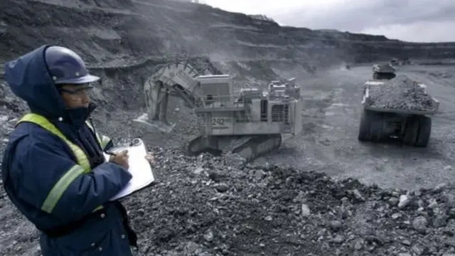 Учурда "Кыргызалтын" ишканасына төрт тоо-кен тармагы карайт