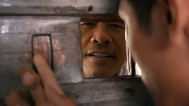 සිරගෙදරට